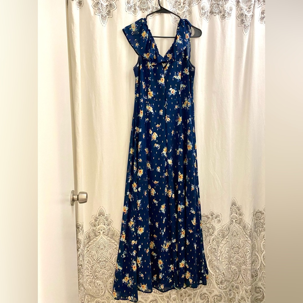 Francesca's Blue Floral Maxi Sundress Sleeveless V-Neck